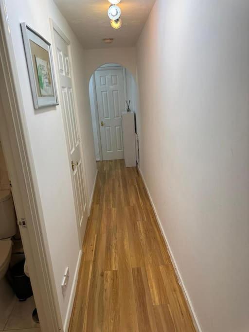 A Cozy Apartment In Barking Barking  Luaran gambar